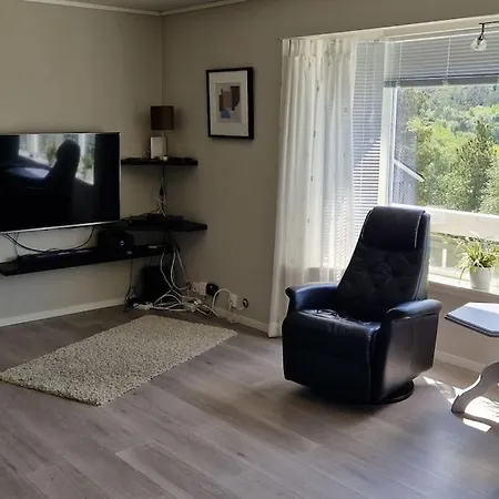 Holiday home Hus Med 5 Soverom Pa Hakallestranda I Vanylven