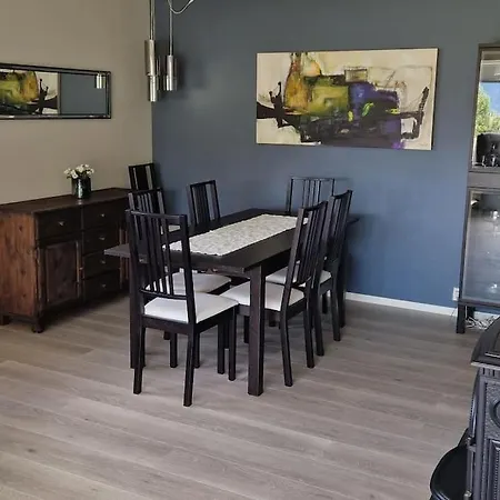 Holiday home Hus Med 5 Soverom Pa Hakallestranda I Vanylven